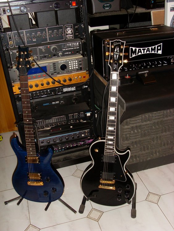 Gibson_les_Paul_Custom.thumb.JPG.95290806e7412b7917c4dde9a0d293fe.JPG