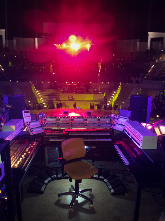 Vangelis_setup_live_in_Katar.thumb.png.4ebb54a7c48f513840772a8091f828b6.png