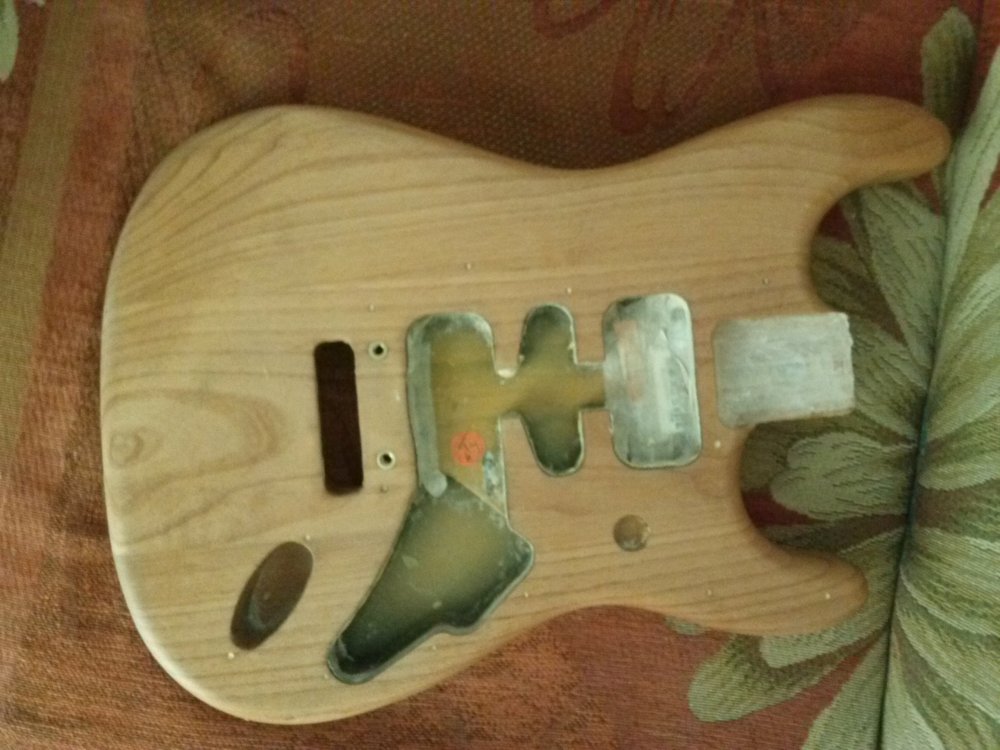 fender_12.thumb.jpg.b8be7624e422ef0e819314f9daf032d9.jpg