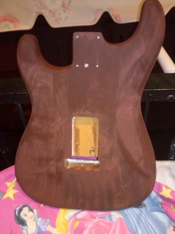 fender_144.thumb.jpg.51680c0ff29959237141036f961add47.jpg