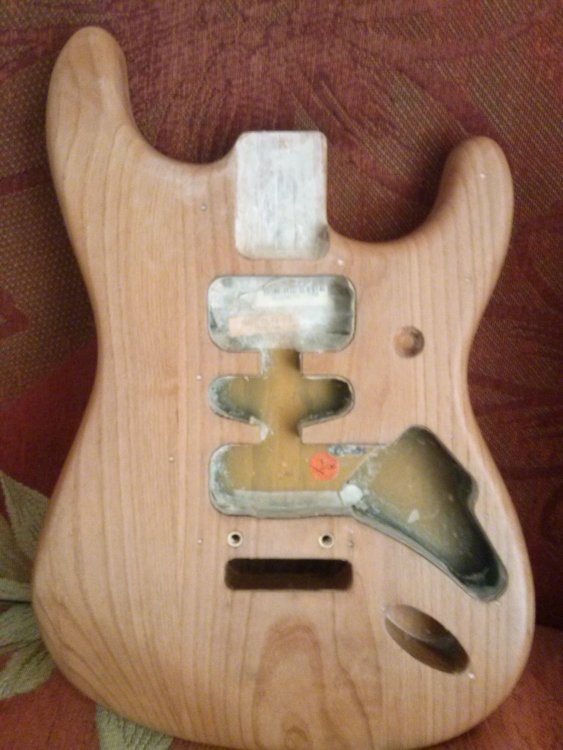 fender_3.thumb.jpg.39cd927e770f285982b9766d99e8f8de.jpg