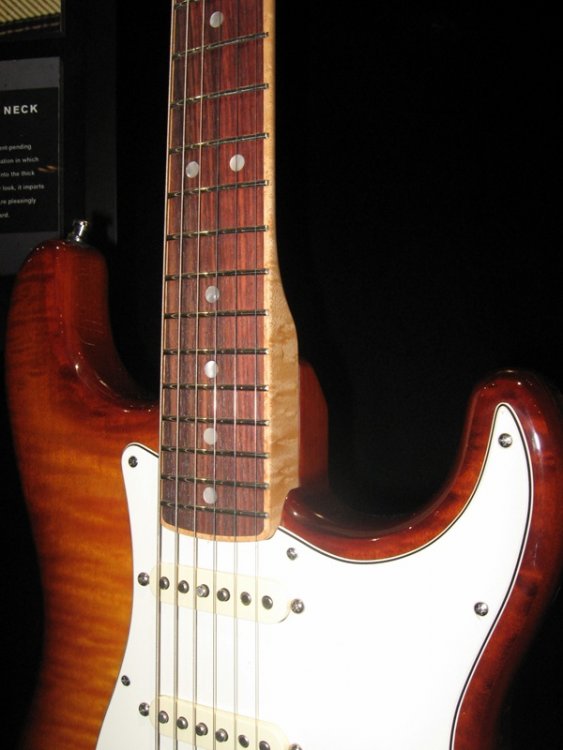 fender_select2.thumb.jpg.33f5e55bfcdd8a90c7eb5a41ff074432.jpg