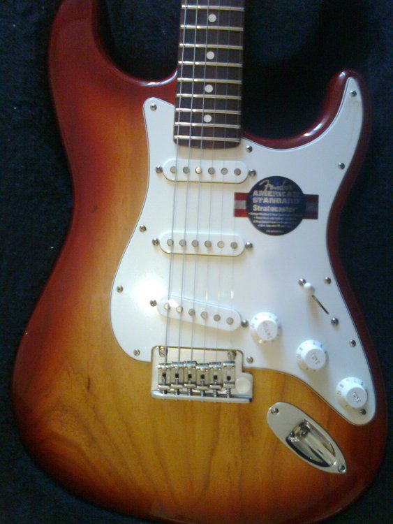 fenderrr1.thumb.jpg.58cf6ac985bad9a7e2021525c867e1be.jpg