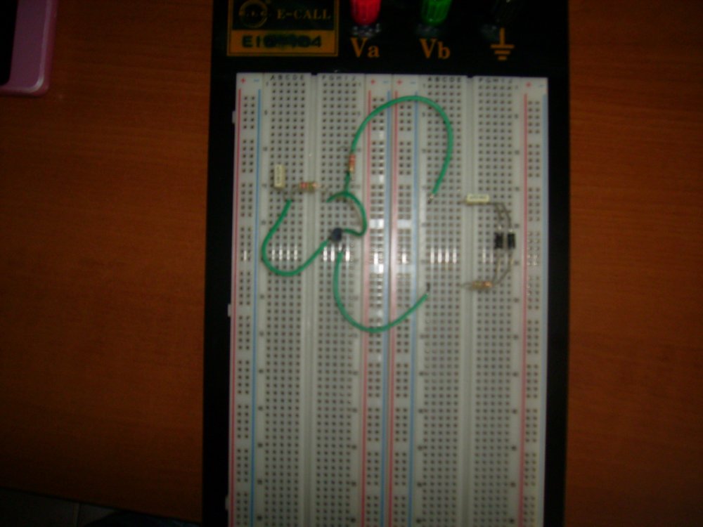 kyklwma_breadboard.thumb.JPG.cf8175a383cc6c41d4319056fd30bd0a.JPG