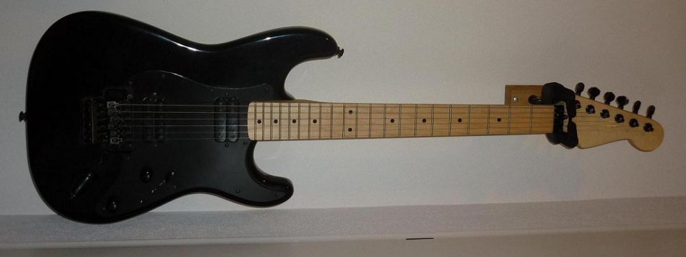 squier3.thumb.jpg.e60df57bb05476b2e2e8a0fe604a3778.jpg