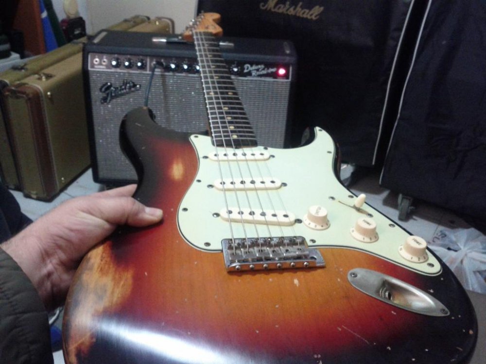 strat1963.thumb.JPG.f244e4aee17aae271828f2531787d972.JPG