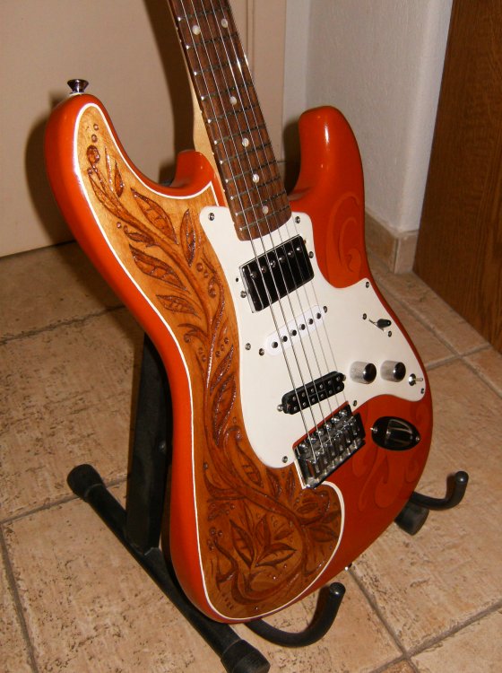 strat3.thumb.JPG.bb88da05956f608f174cdae7ed3e82bc.JPG