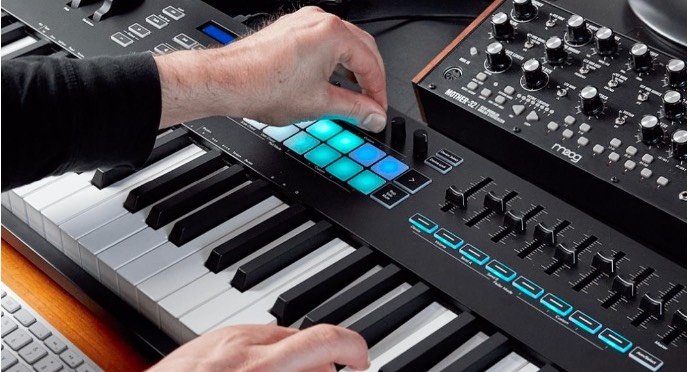 Περισσότερες πληροφορίες για "Novation Launchkey 88"